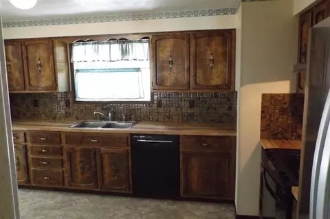 2114 E 44th Ave, Spokane, WA 99203 photo 8