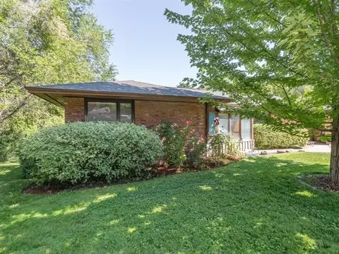 3001 E 12th Ave, Spokane, WA 99202 photo 2