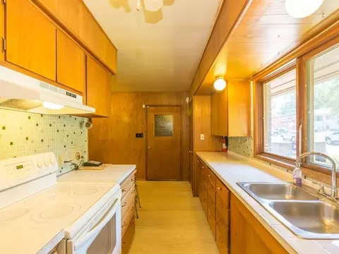 3001 E 12th Ave, Spokane, WA 99202 photo 9