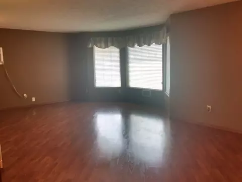 13815 E 9th Ave, Spokane Valley, WA 99216 photo 3