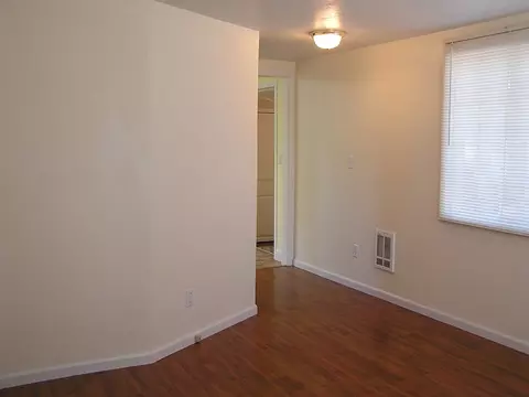 1215 E North Ave, Spokane, WA 99207 photo 6