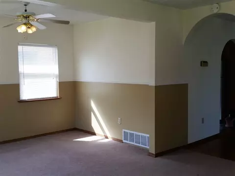 559 E Longfellow Ave, Spokane, WA 99207 photo 4