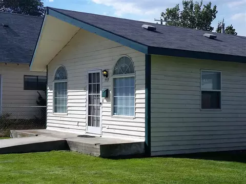 559 E Longfellow Ave, Spokane, WA 99207 photo 2