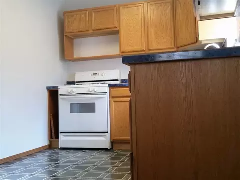 559 E Longfellow Ave, Spokane, WA 99207 photo 9