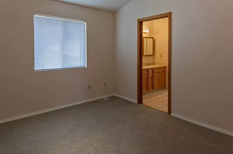 3127 E 33rd Ave, Spokane, WA 99223 photo 8