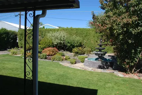 3915 E Buckeye Ave, Spokane, WA 99217 photo 15
