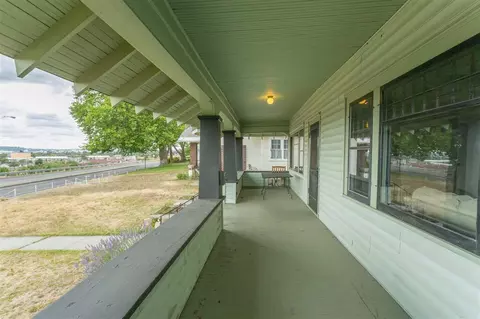 2007 E Illinois Ave, Spokane, WA 99207 photo 2