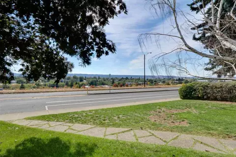 2125 E Illinois Ave, Spokane, WA 99207 photo 3