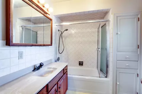2125 E Illinois Ave, Spokane, WA 99207 photo 12