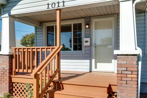 1011 E Longfellow Ave, Spokane, WA 99207 photo 2
