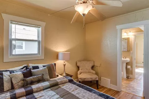 1011 E Longfellow Ave, Spokane, WA 99207 photo 10