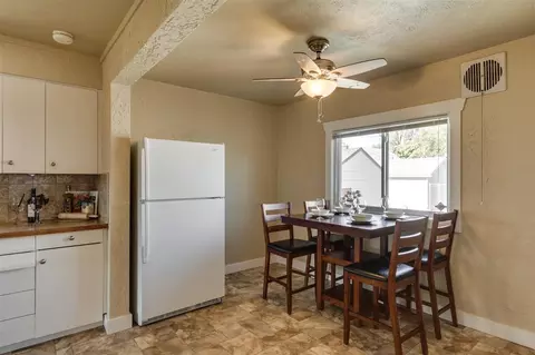 1011 E Longfellow Ave, Spokane, WA 99207 photo 8