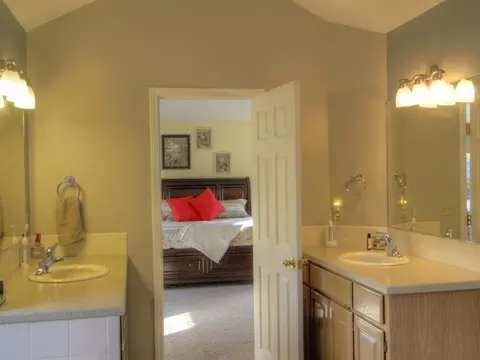 2009 E 30th Ave, Spokane, WA 99203 photo 11
