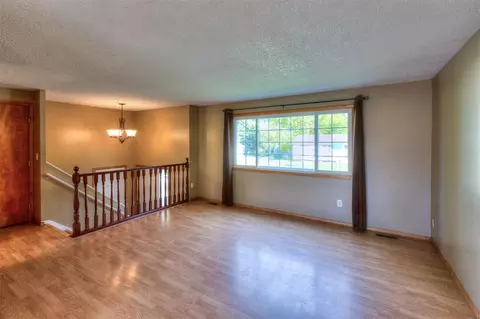 15920 E Broad Ave, Spokane Valley, WA 99216 photo 2