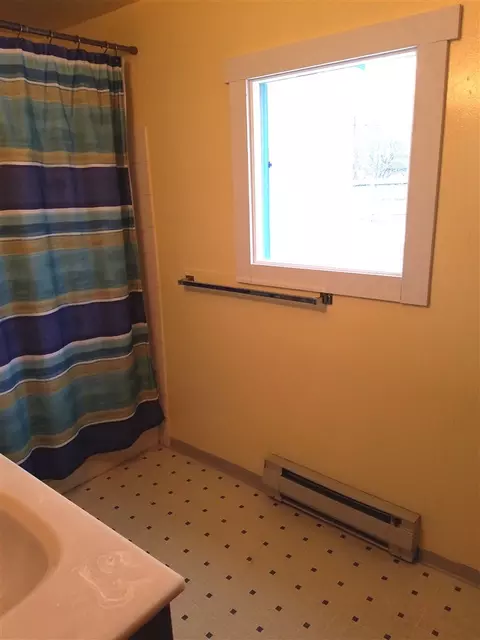 2128 E Columbia, Spokane, WA 99208 photo 12