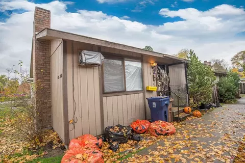 1006 E Crown Ave, Spokane, WA 99207 photo 1