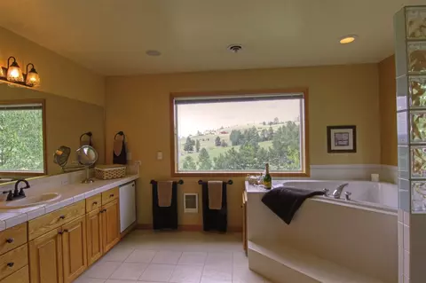 3609 S Eastern Rd, Spokane, WA 99223 photo 14