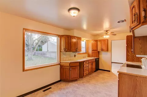 10020 E Nora Ave, Spokane, WA 99206 photo 14