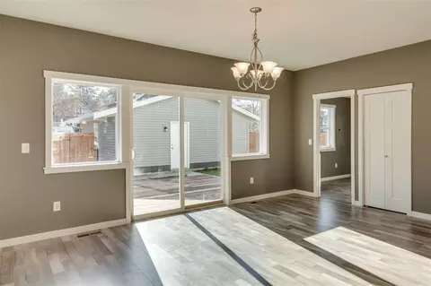 1908 E 11th Ave, Spokane, WA 99202 photo 8