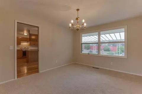 1605 E 35th Ave, Spokane, WA 99203 photo 8