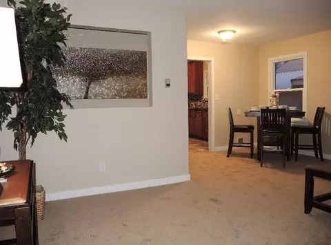537 E Princeton Ave, Spokane, WA 99207 photo 2