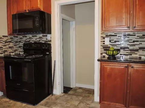 537 E Princeton Ave, Spokane, WA 99207 photo 8