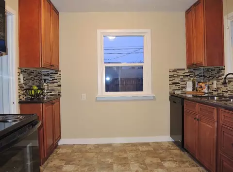 537 E Princeton Ave, Spokane, WA 99207 photo 6