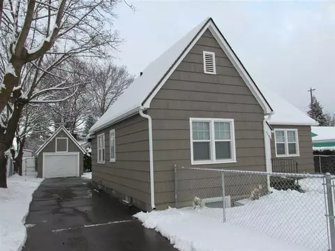 1017 E Wellesley Ave, Spokane, WA 99207 photo 2