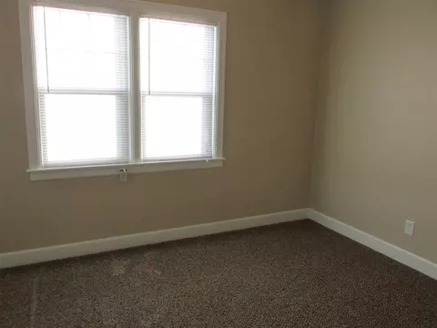 1017 E Wellesley Ave, Spokane, WA 99207 photo 9