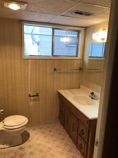 626 E Queen Ave, Spokane, WA 99207 photo 12