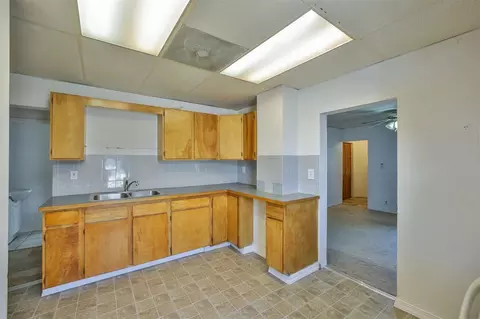 2117 E 6th Ave, Spokane, WA 99202 photo 5