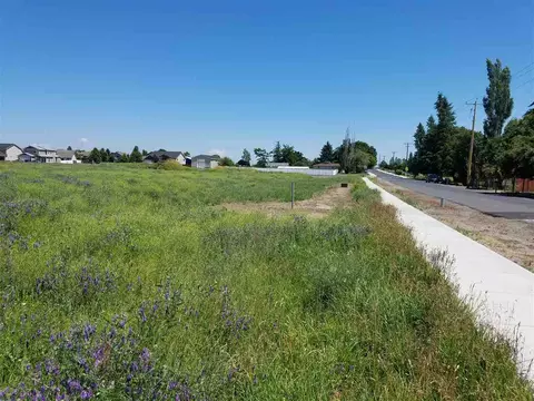 2102 W Johansen Rd, Spokane, WA 99208 photo 9