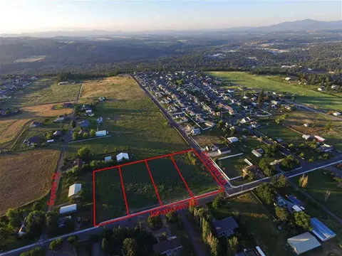 2102 W Johansen Rd, Spokane, WA 99208 photo 1