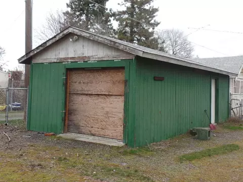 1021 E Sanson Ave, Spokane, WA 99207 photo 12