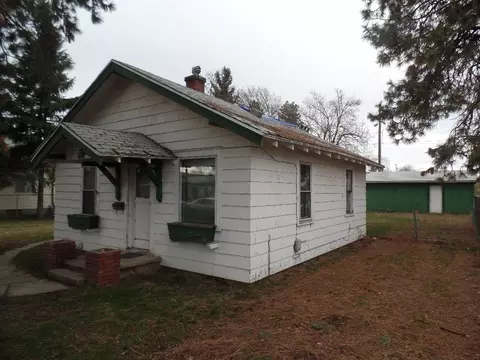 1021 E Sanson Ave, Spokane, WA 99207 photo 2