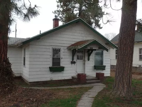 1021 E Sanson Ave, Spokane, WA 99207 photo 1