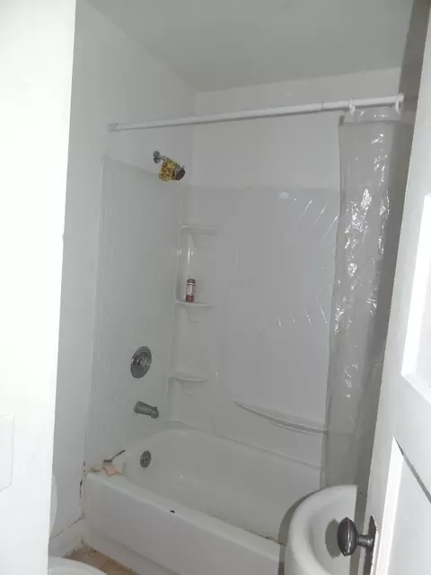 1021 E Sanson Ave, Spokane, WA 99207 photo 9