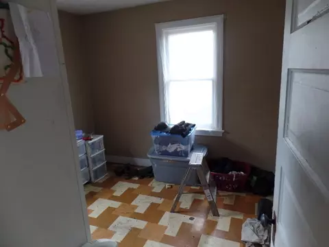 1021 E Sanson Ave, Spokane, WA 99207 photo 8