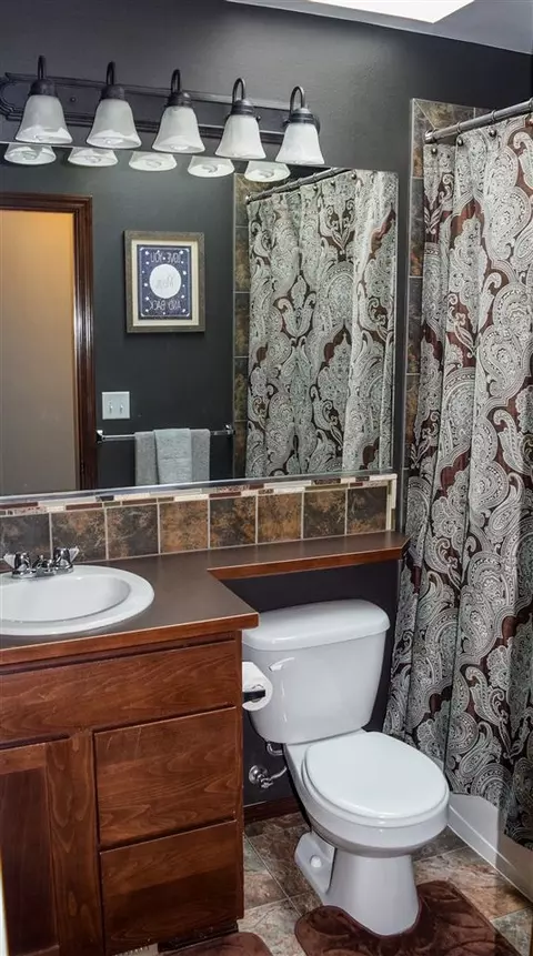 4510 E 34th Ln, Spokane, WA 99223 photo 9