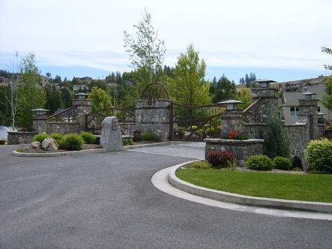 13504 E Golf View Ln, Spokane, WA 99208 photo 1