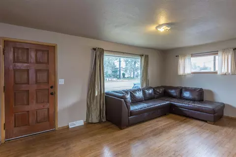 6720 E 8th Ave, Spokane Valley, WA 99212 photo 4