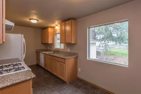 6720 E 8th Ave, Spokane Valley, WA 99212 photo 9