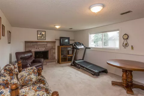8607 N Northview Rd, Spokane, WA 99208 photo 16