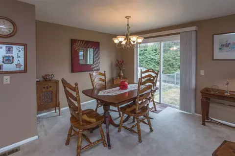 8607 N Northview Rd, Spokane, WA 99208 photo 5