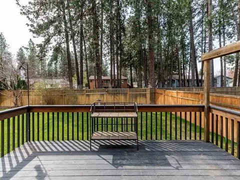 412 E Blackhawk Dr, Spokane, WA 99208 photo 9