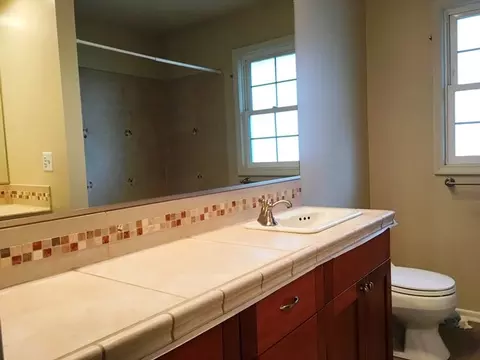 1648 S Maple Blvd, Spokane, WA 99203 photo 14