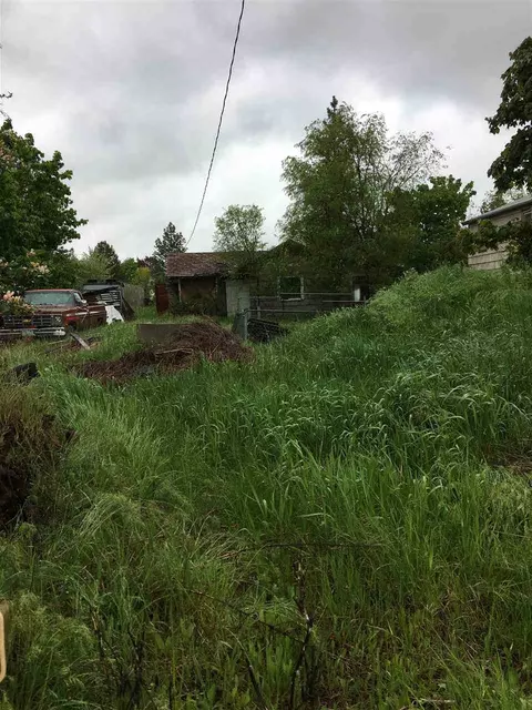 4023 E 28th Ave, Spokane, WA 99223 photo 1