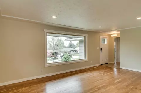 3620 E 16th Ave, Spokane, WA 99223 photo 3