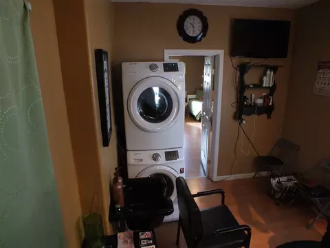 518 E Olympic Ave, Spokane, WA 99207 photo 13
