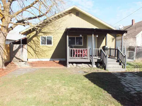 518 E Olympic Ave, Spokane, WA 99207 photo 17